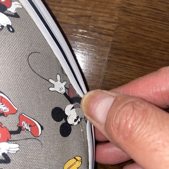 Vans Slip On X Disney‎ Mickey Mouse Size M11/W12.5 Slip On Gray Shoes Sneakers - Picture 11 of 13